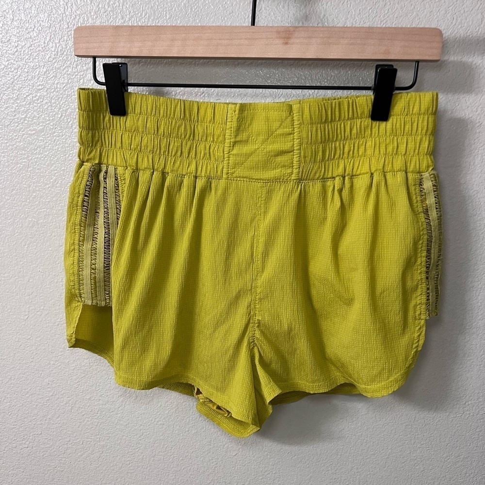 Free People Movement Women’s Small Pull On Shorts Yellow Side Lace Back Zip Logo
